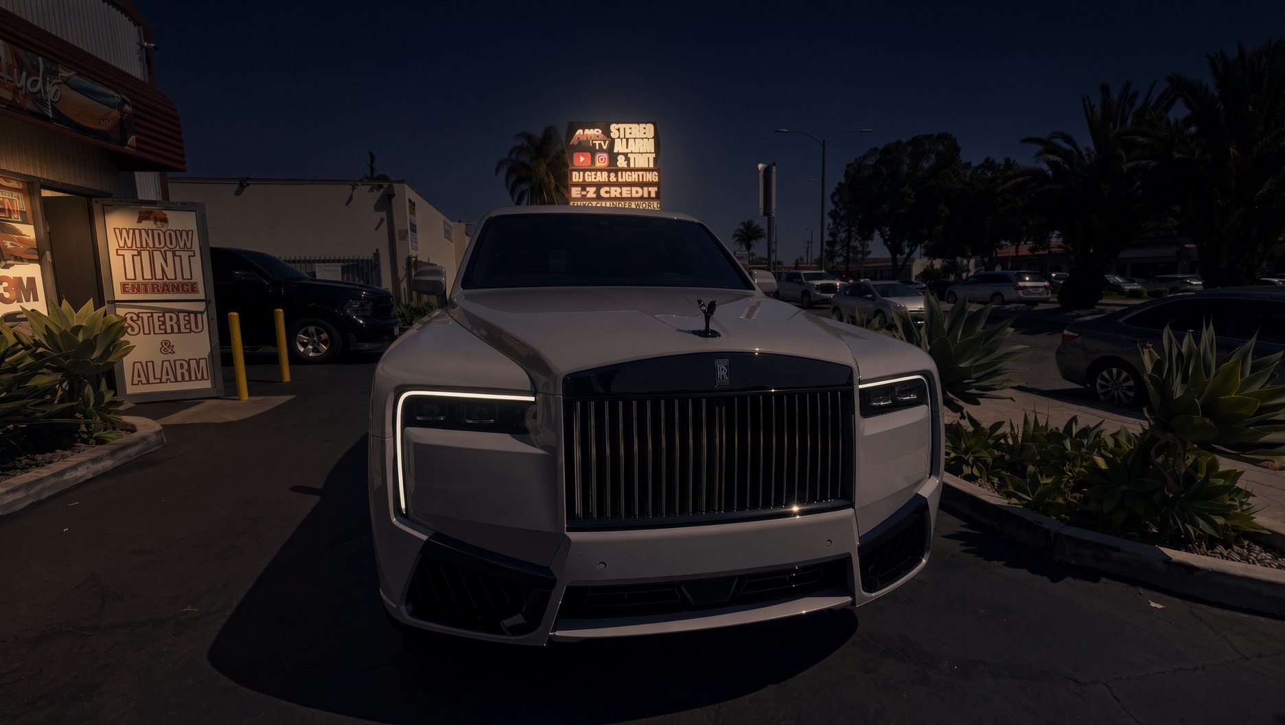 Window tint on this Rolls-Royce Cullinan — 3M at the AMS lot